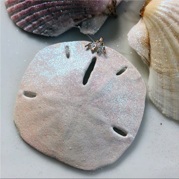 NEW! 🎄Pink White Seashell Christmas Tree Ornaments S/8 - Picture 5 of 7